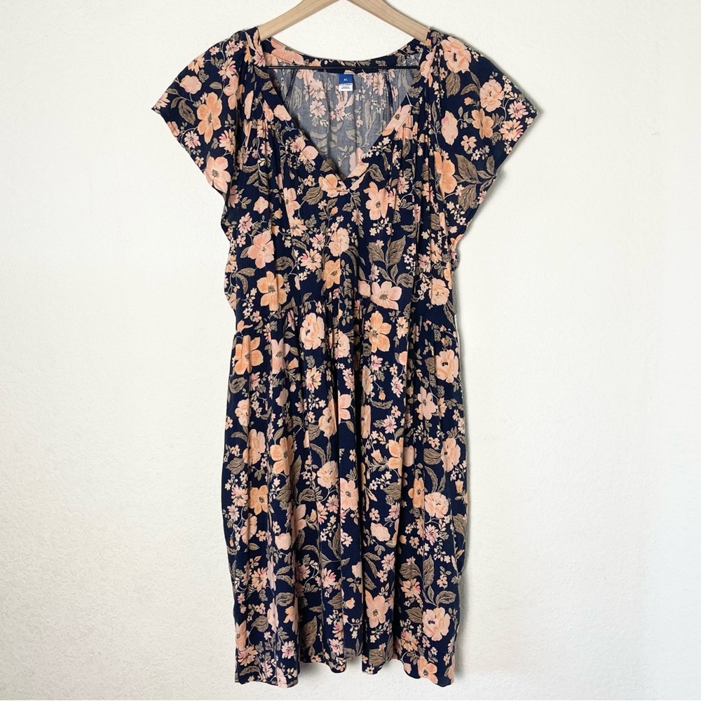 Old Navy V Neck Short Flutter - Sleeve Navy Floral Print Mini Swing Dress